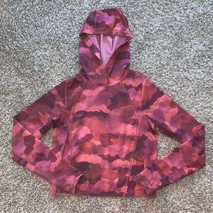 Athleta Women’s Pink and Red Camo Hooded Cropped Pullover Sweatshirt Hoodie XS